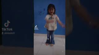 Tik Tok [Anak kecil yang imut & bikin gemezzz]