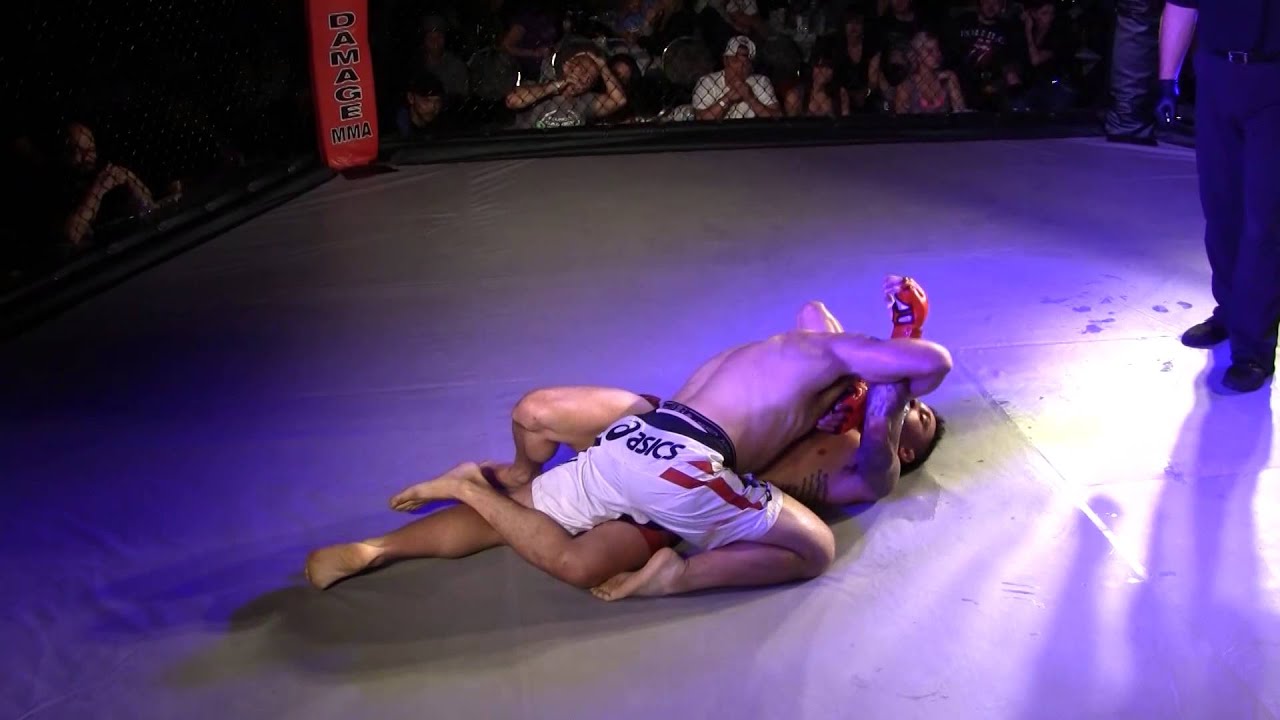 Chuck Pieritz vs Ruben Warr  May 2, 2014 XFS DAVENPORT IOWA ANGER