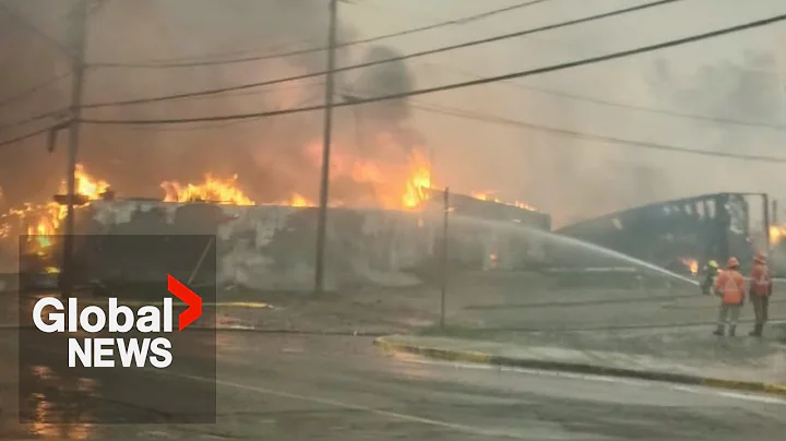 "Everything is burning": Thousands flee as wildfires engulf northern Saskatchewan