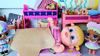 Мультшоу ВСЕ КУКЛЫ В ШОКЕ НОВЕНЬКАЯ в детском садике ЛОЛ сюрприз Смешные куклы мультики Даринелка