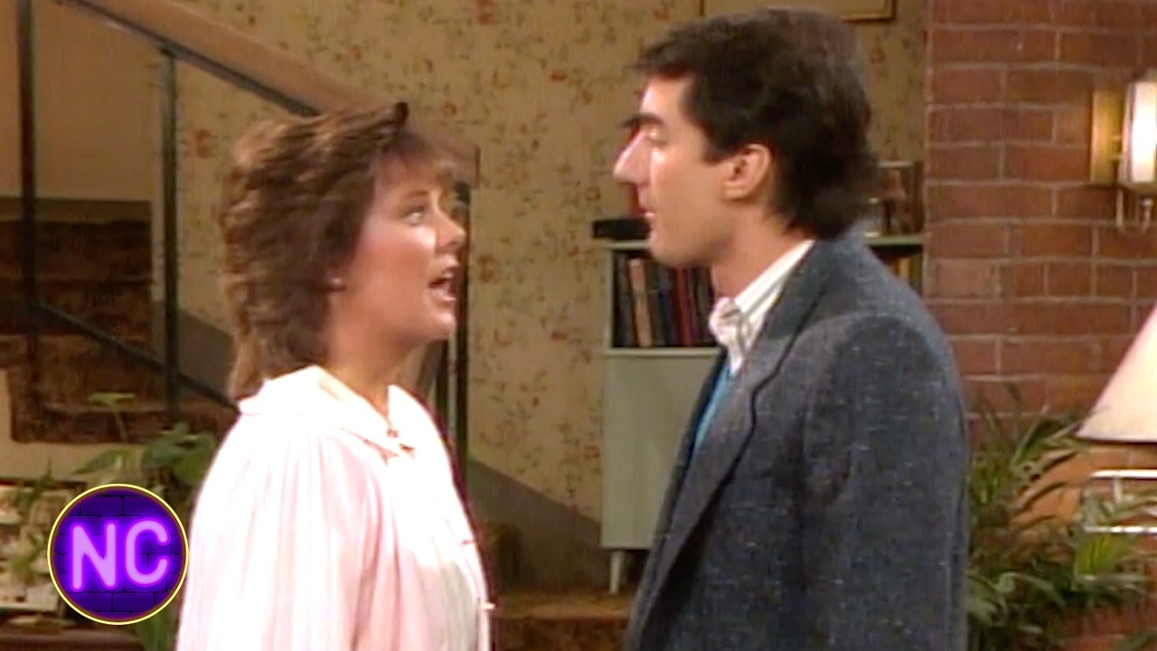 ⁣The Bundy's Cause Their Neighbors to Fight | Married... With Children