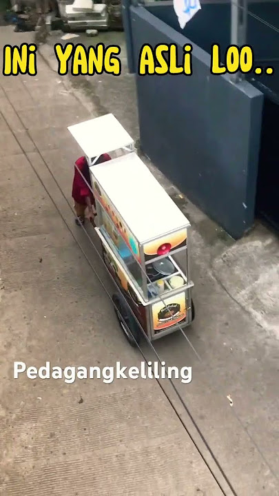 martabak mini sellers using carts #pedagang keliling #feedshorts #shortsvideo #jinglemartabakmini