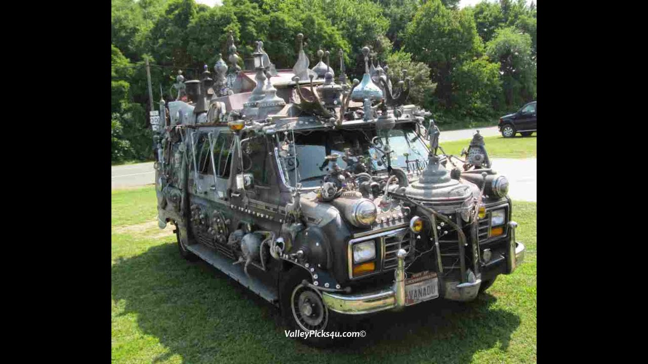 Coooooolest StEaMpUnK Van Ever! - YouTube