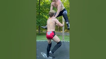 Sammie Evans hits a powerbomb! #backyard #wwe #trampoline #wrestling #backyardwrestling #wrestlers