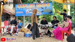 Pamer Bojo (Cendol Dawet) Cewe penyumbang Lagu ini bikin heboh