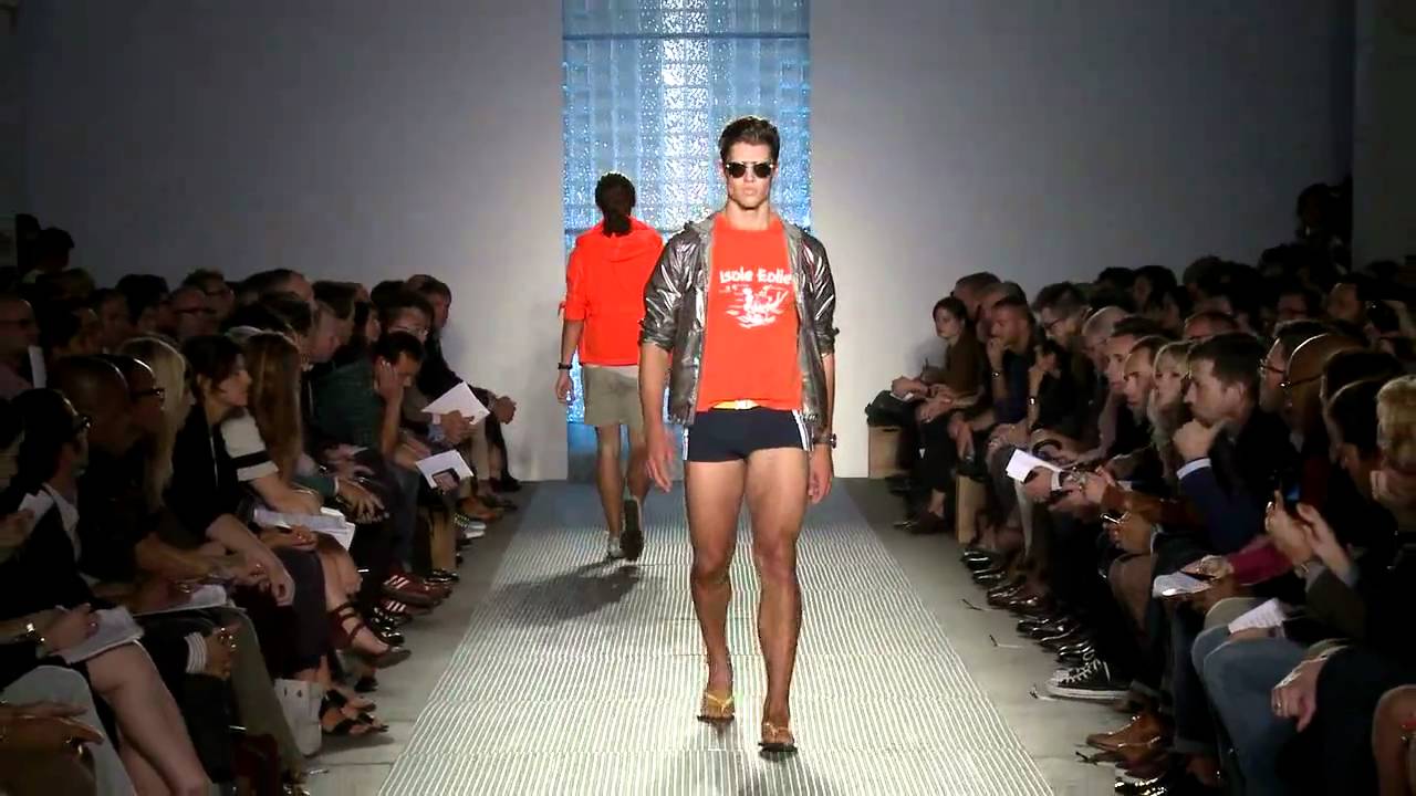 Michael Bastian Spring / Summer 2011 Runway Video
