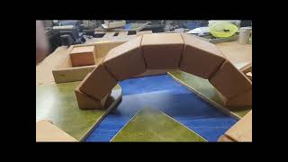 Build an Arch Bridge Exhibit