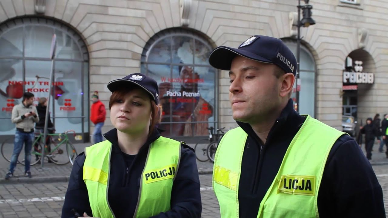 Wideo z blokady eksmisji oraz protestu przeciw brutalności policji - YouTube