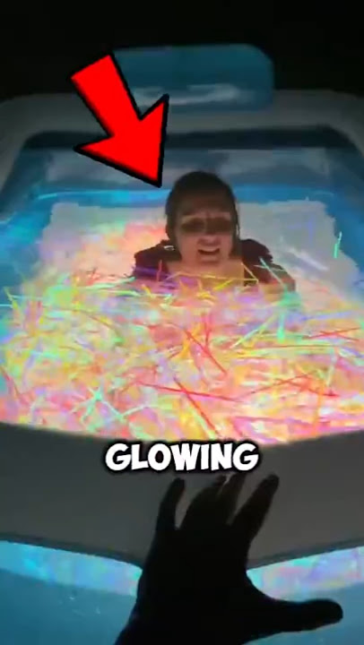 Glow Stick Under the Microscope! 😱