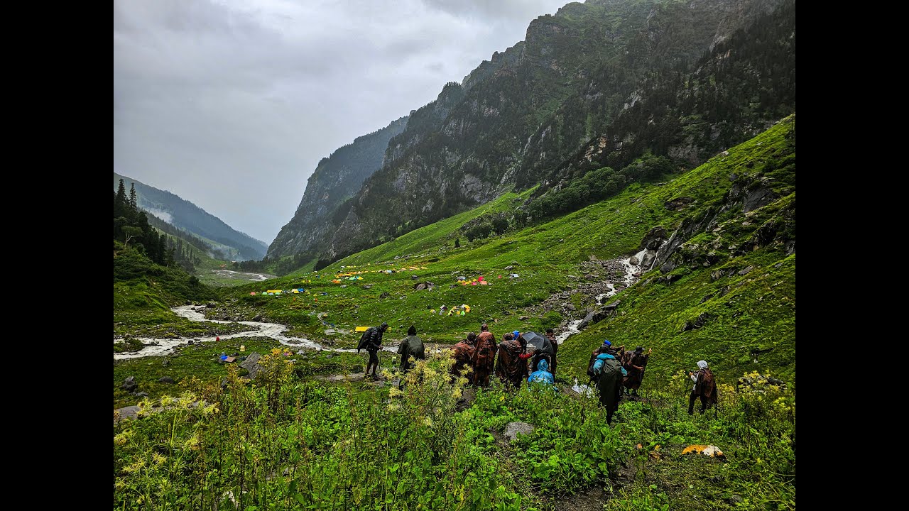 Hampta Pass Trek | Day 3 | Chika to Manali | Heavy rains & an unplanned return