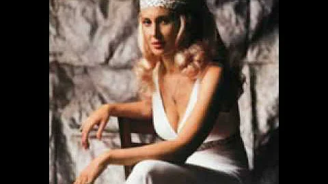 TAMMY WYNETTE - "I JUST HEARD A HEART BREAK"