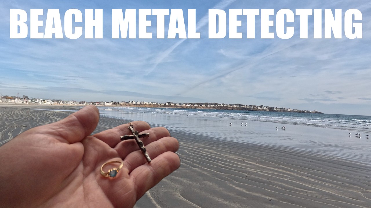 Finding Gold in a Hot Spot! Beach Metal Detecting