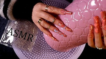 ASMR Tapping & textured scratching (🎧 NO TALKING)