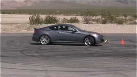 2010 Hyundai Genesis Coupe - Drifting Video