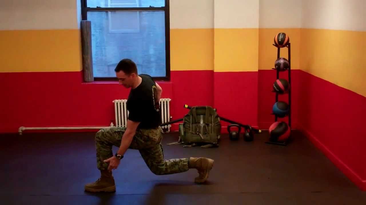 Warrior Fitness Boot Camp NYC 1 minute workout - The Lunge - YouTube