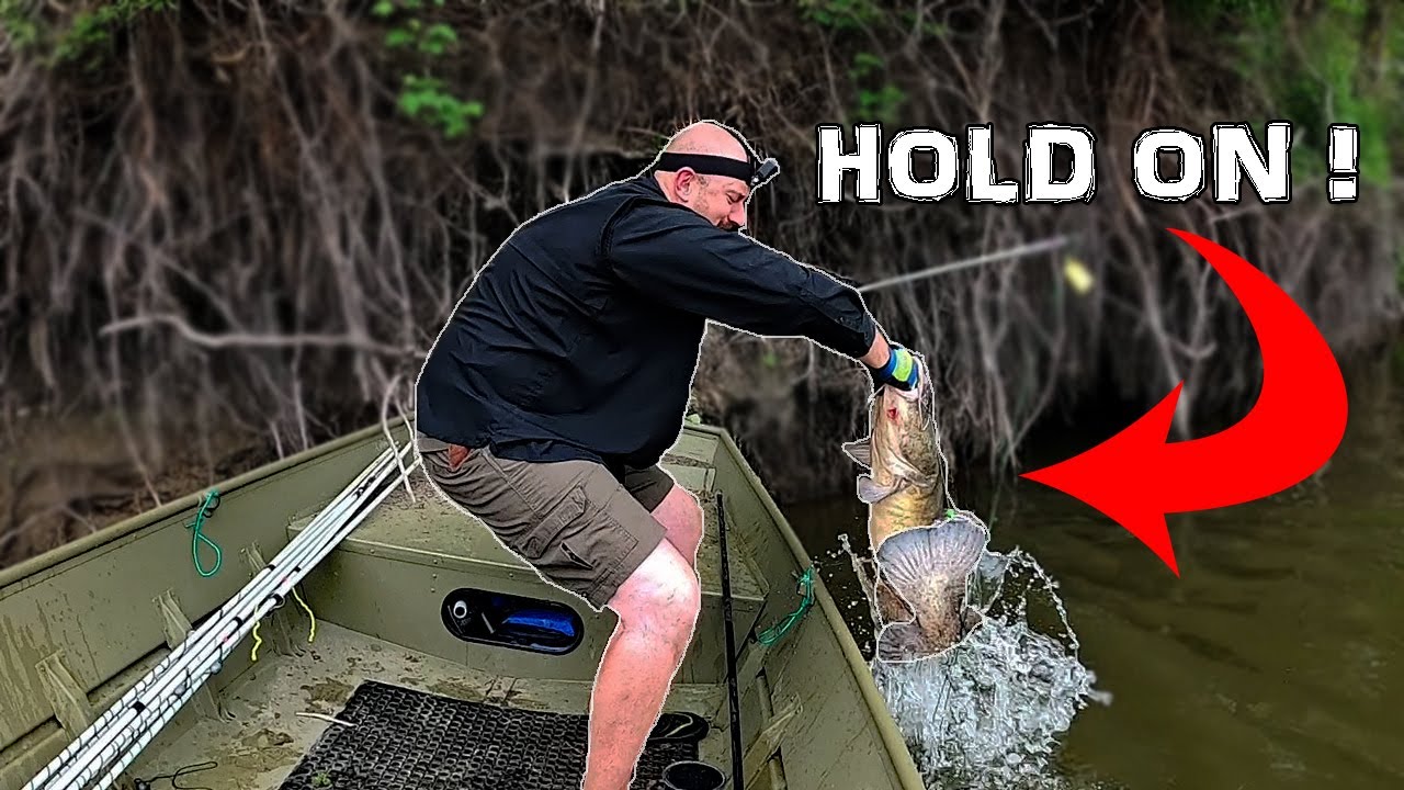 How to Make Fiberglass Bank Poles for Big Catfish - diddy poles limb lines  