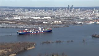 Largest container ship to dock on East Coast arrives in Philly | What this means for local economy