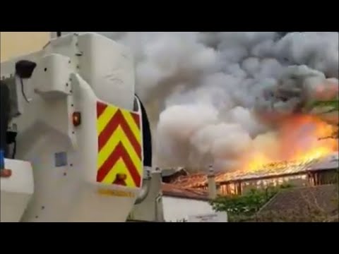 MASSIVE FIRE IN VERSAILLES, FRANCE