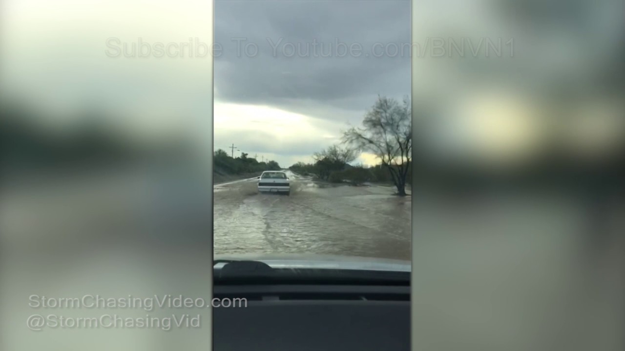 Flash Flooding Over Road near Tuscon, AZ - 7/17/2017