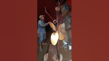 Ship propeller maintenance- Good tools and machinery make work easy || #shorts #short @Tauseefvlogs