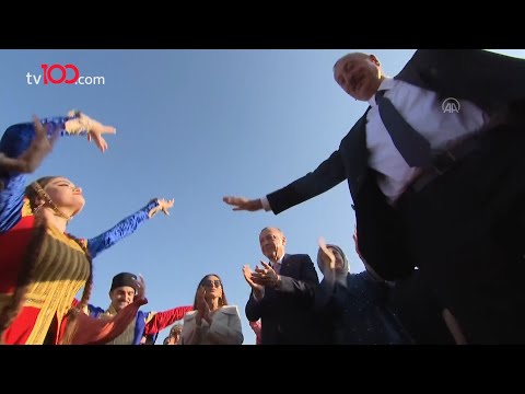 Şuşa’da Aliyev dans etti, Cumhurbaşkanı Erdoğan alkışladı!