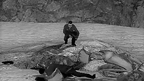 Poor Laszlo! The finest mind of his generation, to come to such an end scene HL2 (read description)