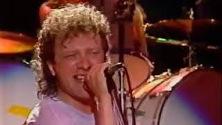 Vignette de la vidéo "Jukebox Hero - Foreigner  (Rock am Ring 1985) LIVE"