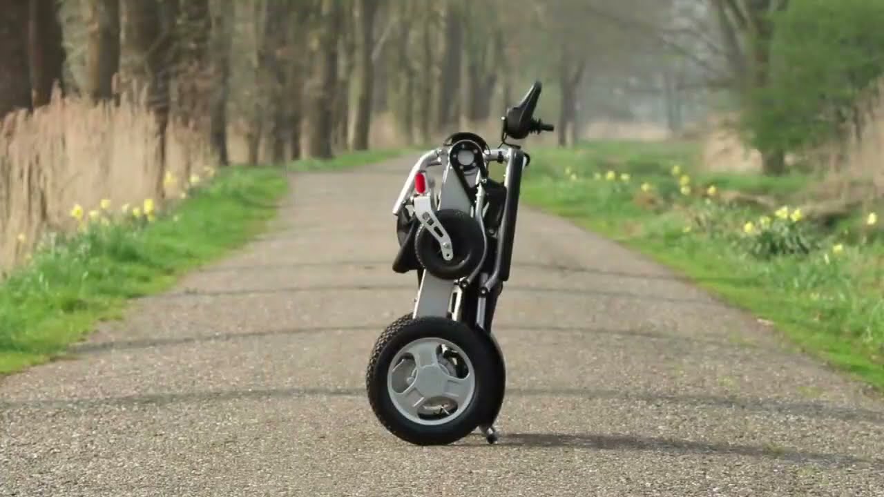 Model D09 Folding Electric Wheelchair Display