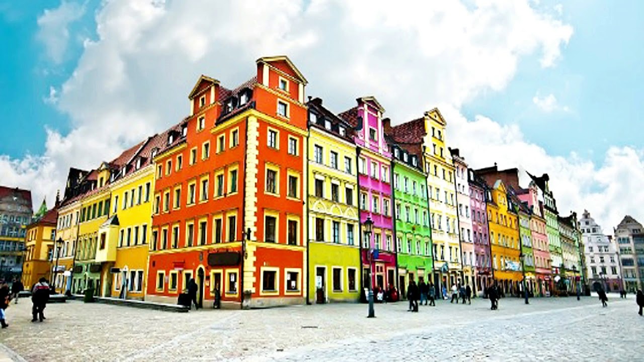 Top 10 Most Colorful Cities in the World