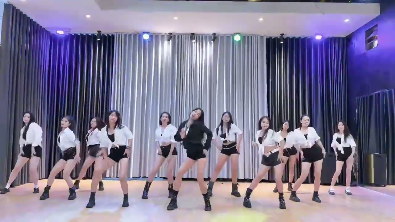 Cạn 1 Ly ReMix / Choreo Trang Hà 