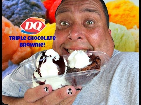 New DQ® Bakes Triple Chocolate Brownie REVIEW!