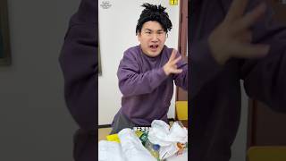 The garbage picker child got a reward? 🎁 (Chinese Style Story) #shorts