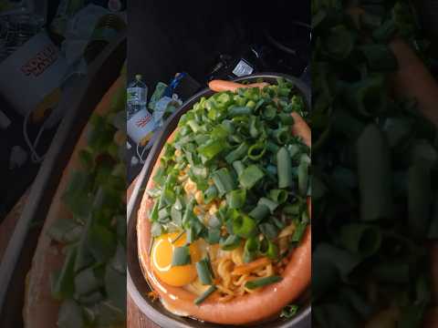 【Truck Cooking】Rahmen Noodles！in Long Sausage！【asmr】#shorts