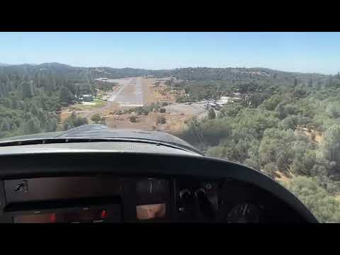 Flying into Columbia CA airport in Grumman Tiger