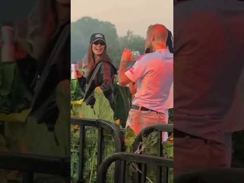 Justin And Hailey With Friends At Martin Garrix Concert Justinbeiber