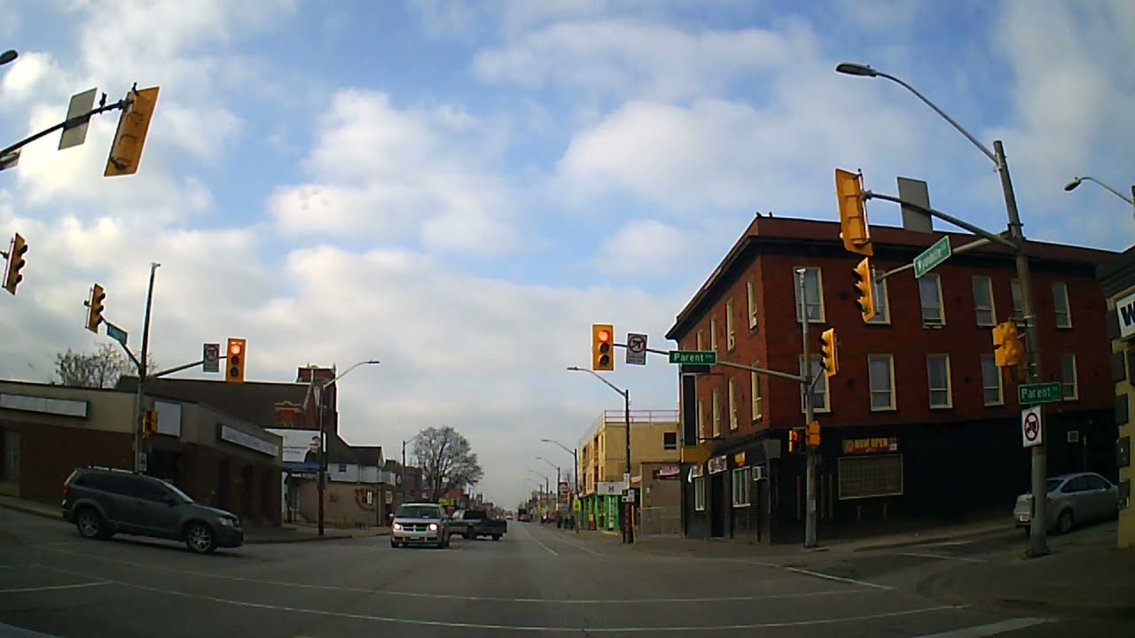 From Wyandotte Glengarry Howard to Italia Parking Lot on December 21-2021 in Windsor Ontario Canada