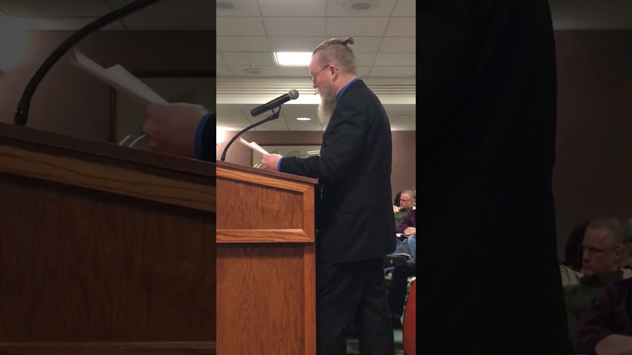 Charles Weltner of Plainfield at Union County Freeholders meeting hyperlocal app