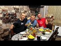 Бодя привёз домашние мясо . Жарим шашлык из курицы на мангале . Отдыхаем с братвой