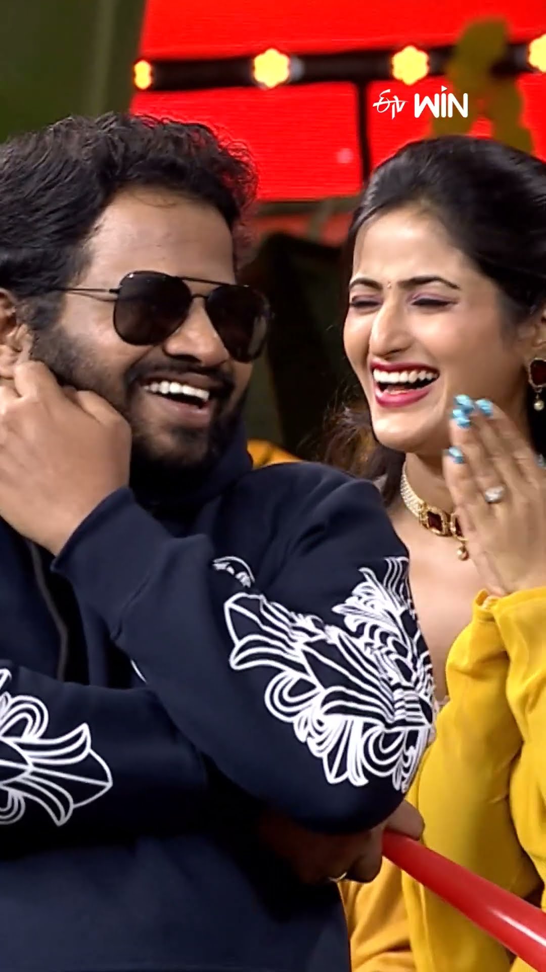 #shorts - ఆటగాడు... మామూలు ఆటగాడు కాదు..! #sridevidramacompany #hyperaadi #comedy