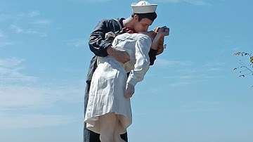 “Unconditional Surrender” statue (also known as the "Kissing Sailor Statue")  San Diego, California 