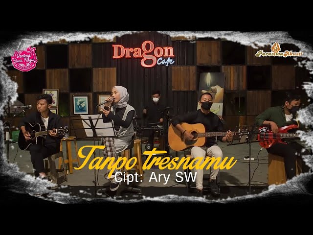 Tanpo Tresnamu - Suci Tacik(Live Dragon Cafe) class=