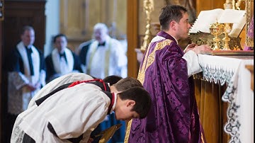 Sunday Mass Live Stream -First Sunday of Advent- (1962 Missal) Nov 30th 12:30PM