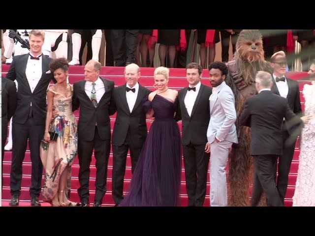 Chewbacca, Emilia Clarke, Alden Ehrenreich, Donald Glover and more on the red carpet for the Premier