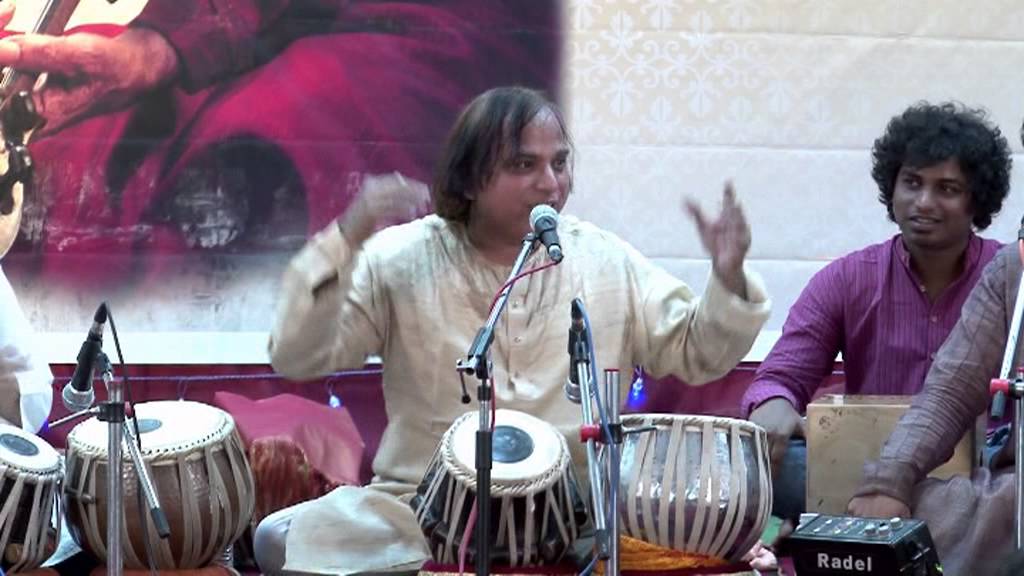 PADMASHRI PT. SURESH TALWALKAR -- concert - part 4 - PT. MADHUKAR JOSHI AMRUT MOHOTSAVA SAMARAMBHA