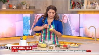 Картопляні тарталетки з оселедцем, сиром та огірком – рецепт Нелі Шовкопляс Картопляні тарталетки з оселедцем, сиром та огірком – рецепт Нелі Шовкопляс