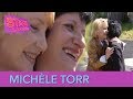 De la radio à la rue : Michèle Torr apparaît dans un embouteillage ! - Stars à domicile