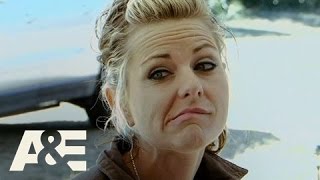 American Hoggers: Krystal and Lea Learn About Florida's Danger | A&E Content