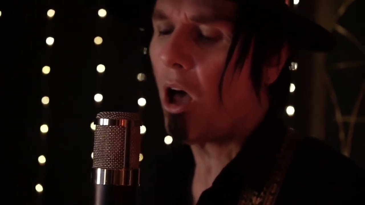 Week 52 of 25 Concert Calendar with featured artist Freddie Nelson