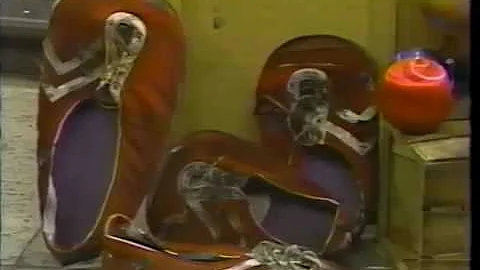 Classic Sesame Street Snuffy The Grouchketeer