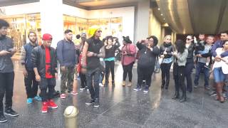Les Twins Hollywood and Highland 2015 - Laurent